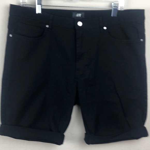 H&M Other - NWT H & M men’s 34 black flat front long shorts